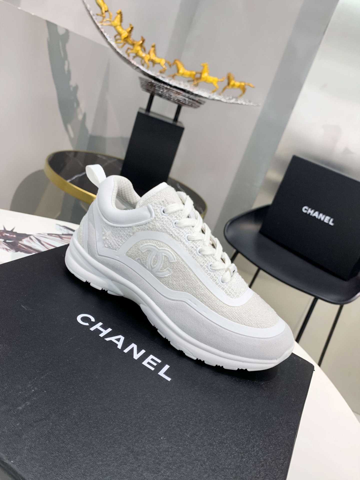 CHANEL TWEED ELEGANT STYLE SNEAKERS WHITE – Luxicas